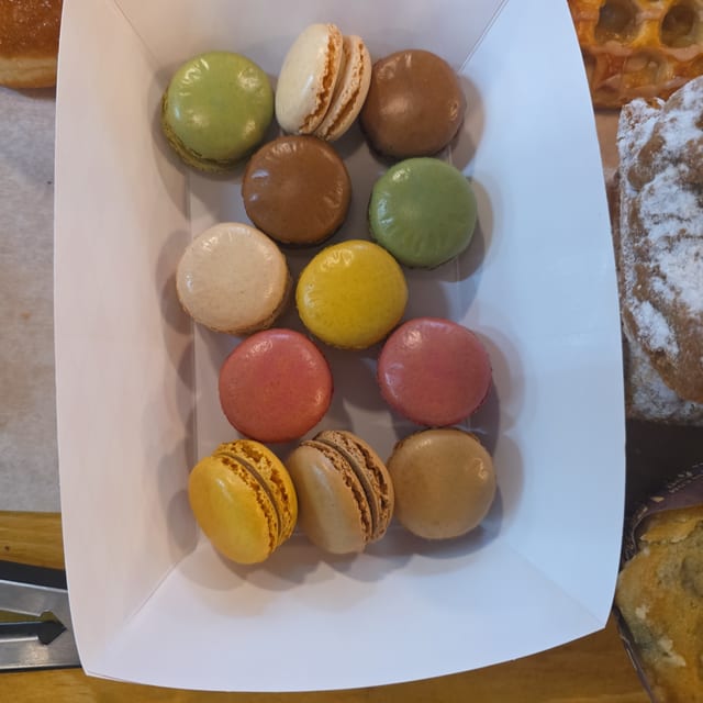 Macaroon.